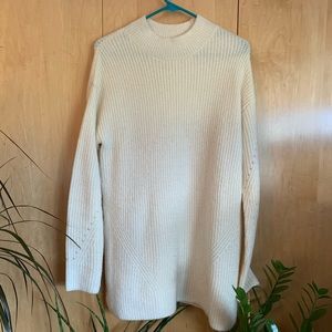 NEVER WORN! White Old Navy Oversized Sweater.